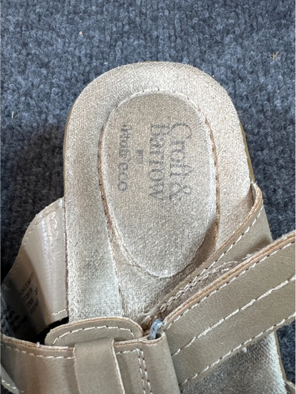 Croft & Barrow Women’s Beige Strappy Wedge Sandals Slip On Comfort Shoes